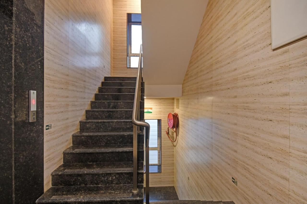 Super Townhouse Hotel All In One Near City Centre Salt Lake Salt Lake City 外观 照片