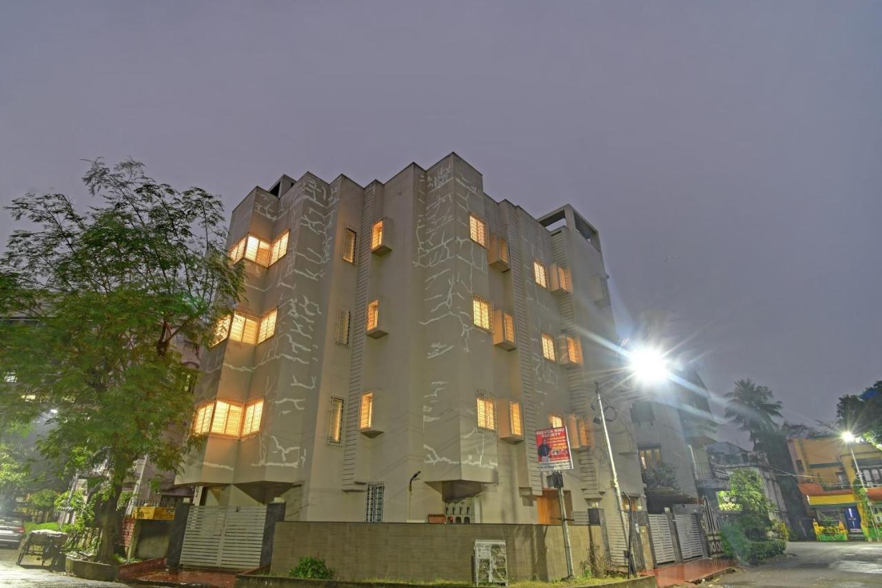 Super Townhouse Hotel All In One Near City Centre Salt Lake Salt Lake City 外观 照片