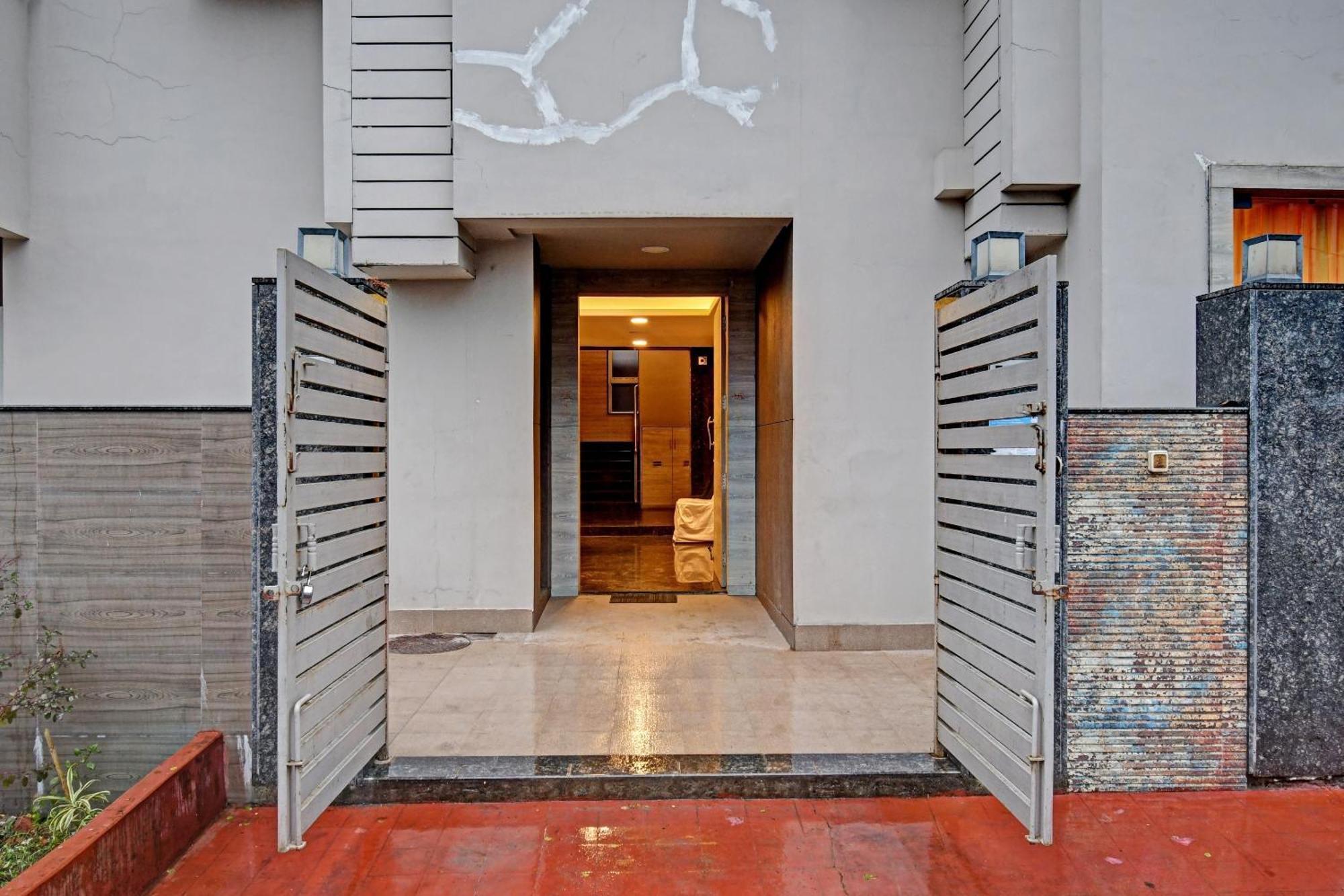 Super Townhouse Hotel All In One Near City Centre Salt Lake Salt Lake City 外观 照片